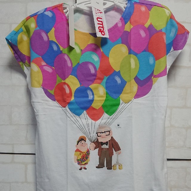 UNIQLO - 新品未使用 ユニクロカールじいさんの空飛ぶ家 Tシャツ UNIQLO - 新品未使用 ユニクロカールじいさんの空飛ぶ家 Tシャツ
