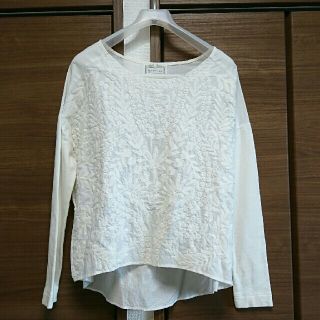 BEARDSLEYフロント刺繍トップス - カットソー(長袖/七分)