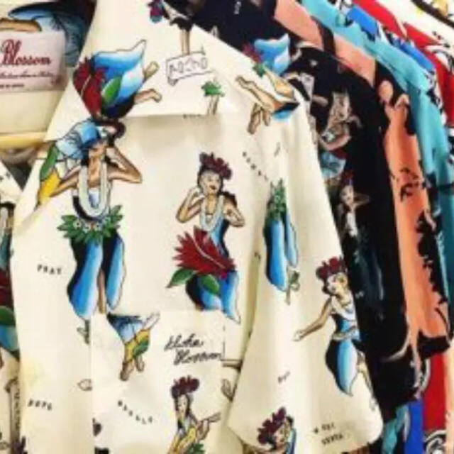 アロハブロッサム フラガール モンパチ キヨサク ハワイ   メンズのトップス(シャツ)の商品写真