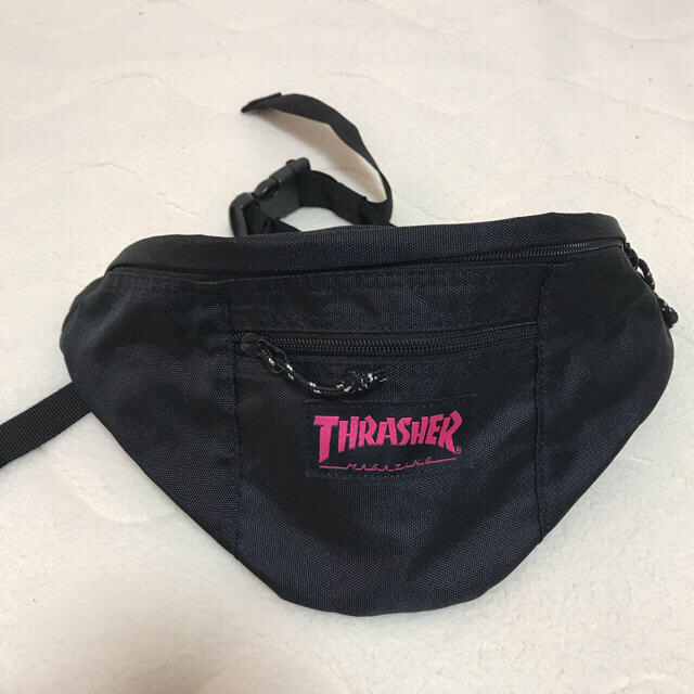 THRASHER(スラッシャー)のウエストポーチ レディースのバッグ(ボディバッグ/ウエストポーチ)の商品写真