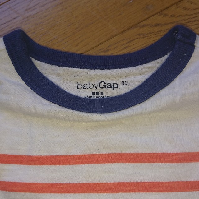 babyGAP(ベビーギャップ)のbabyGap ボーダーロンT 80 キッズ/ベビー/マタニティのベビー服(~85cm)(Ｔシャツ)の商品写真