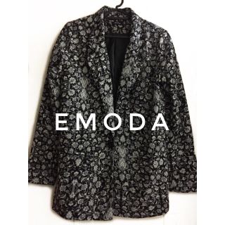 エモダ(EMODA)のEMODA【美品】フラワープリント テーラード ジャケット チェスタージャケット(テーラードジャケット)