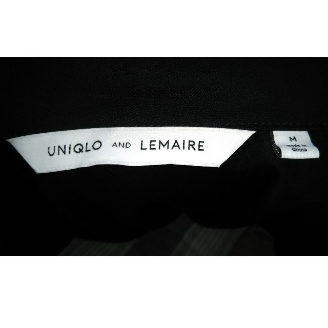 UNIQLO(ユニクロ)の定価 9990円 ユニクロ ラメール コラボ ポンチョ 黒 レディースのジャケット/アウター(ポンチョ)の商品写真