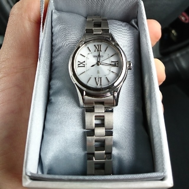 SEIKO LUKIA SSVW037-