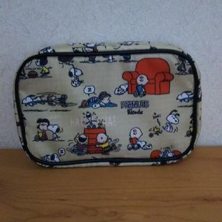 スヌーピー(SNOOPY)の未使用  スヌーピー ポーチ(キャラクターグッズ)