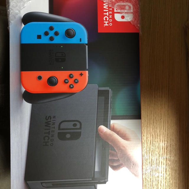 Nintendo Switch(ニンテンドースイッチ)のニンテンドースイッチ 新品 エンタメ/ホビーのゲームソフト/ゲーム機本体(家庭用ゲーム機本体)の商品写真