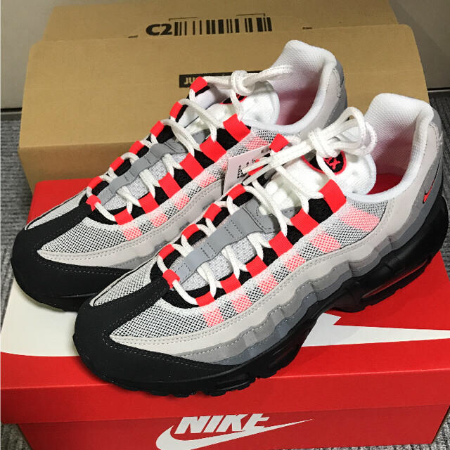 NIKE(ナイキ)のNIKE AIRMAX 95 メンズの靴/シューズ(スニーカー)の商品写真