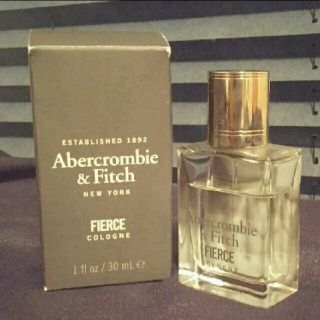 アバクロンビーアンドフィッチ(Abercrombie&Fitch)のI様☆中古☆アバクロ FIERCE 香水(ユニセックス)