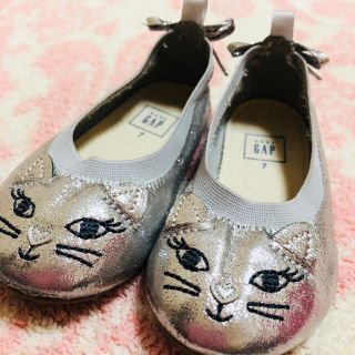 ベビーギャップ(babyGAP)の専用。。。14cm 猫さん バレエシューズ シルバー baby GAP(フラットシューズ)