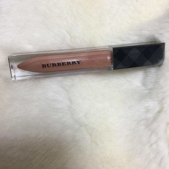 BURBERRY(バーバリー)のバーバリー キスグロス コスメ/美容のベースメイク/化粧品(リップグロス)の商品写真