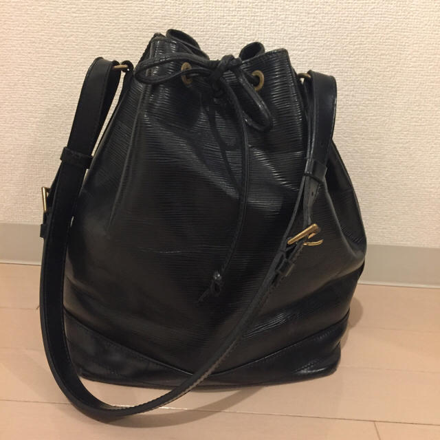 ルイ ヴィトン ノエ エピ ブラック♡ - www.glycoala.com