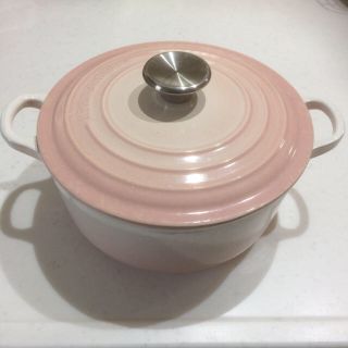 ルクルーゼ(LE CREUSET)の最終値引き‼️早い者勝ち‼️送料無料‼️ル・クルーゼ20cm  鍋(鍋/フライパン)