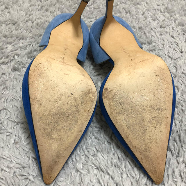 MANOLO BLAHNIK(マノロブラニク)のバイカラー パンプス レディースの靴/シューズ(ハイヒール/パンプス)の商品写真