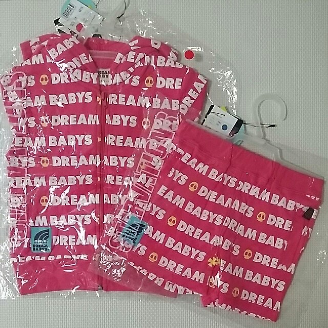 DREAMBABYS(ドリームベイビーズ)の★新品★DREAM BABYS　半袖パーカー＆短パン　セットアップ　90　ピンク キッズ/ベビー/マタニティのキッズ服女の子用(90cm~)(その他)の商品写真