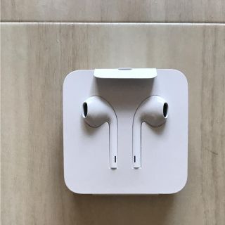 アップル(Apple)のApple正規品 イヤホン(ヘッドフォン/イヤフォン)