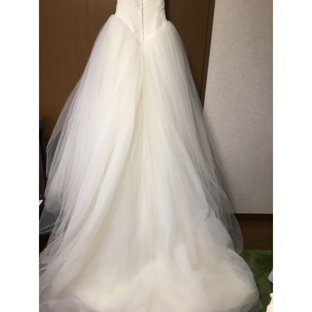 Vera Wang(ヴェラウォン)のウェディングドレス ヴェラウォン 12709 ケイトハドソン版バレリーナ US4 レディースのフォーマル/ドレス(ウェディングドレス)の商品写真