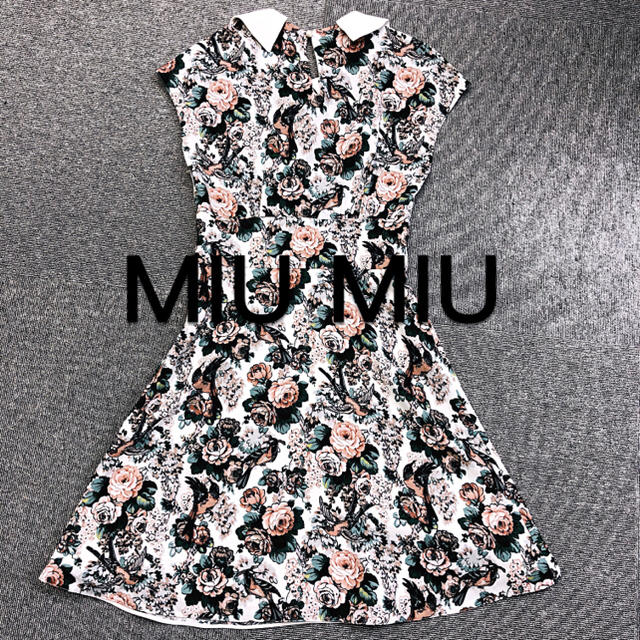 【専用】miumiu ワンピースドレス フリル 花柄 銀ボタン Aライン 4XL