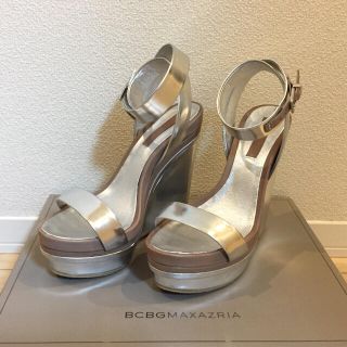 ビーシービージーマックスアズリア(BCBGMAXAZRIA)のBCBGMAXAZRIA(サンダル)