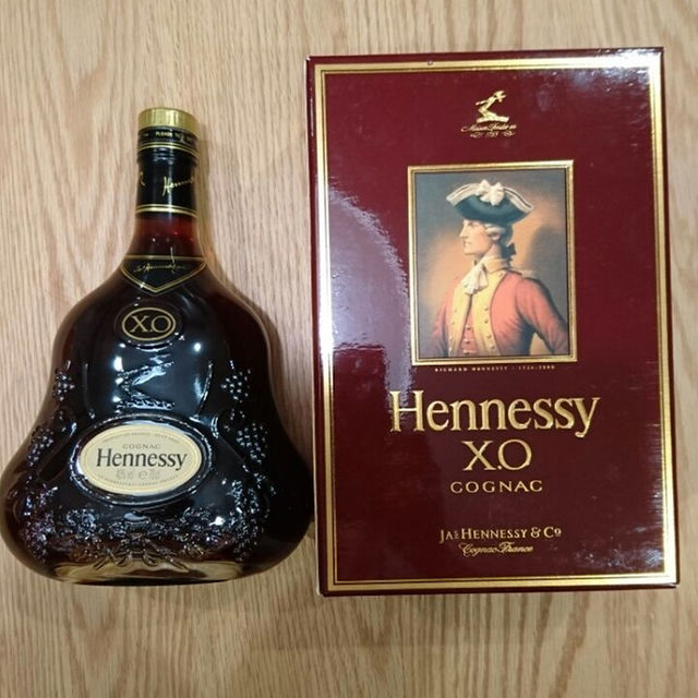 【未開封、希少】金キャップ JAS HENNESSY X.O コニャック