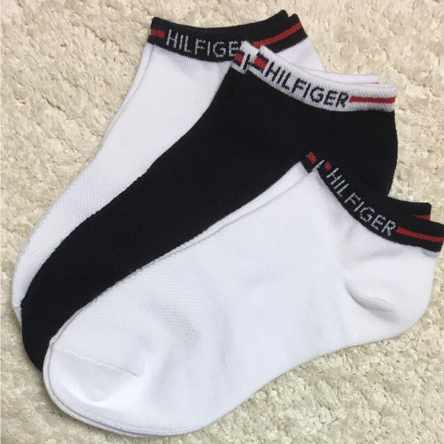 TOMMY HILFIGER(トミーヒルフィガー)のトミーヒルフィガー 短ソックス 3足セット 白紺 レディースのレッグウェア(ソックス)の商品写真