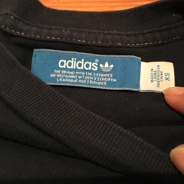 adidas(アディダス)のadidas ☆Ｔシャツ☆  ネイビー レディースのトップス(Tシャツ(半袖/袖なし))の商品写真