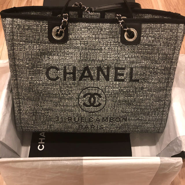 CHANEL - 専用です！シャネル ドーヴィル グレー MMの通販 by Rose8682's shop｜シャネルならラクマ