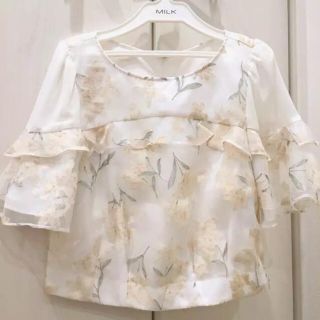 リランドチュール(Rirandture)のお値下げしました！美品♡カトレアオパールブラウス♡リラ♡アプワイザーリッシェ(シャツ/ブラウス(半袖/袖なし))