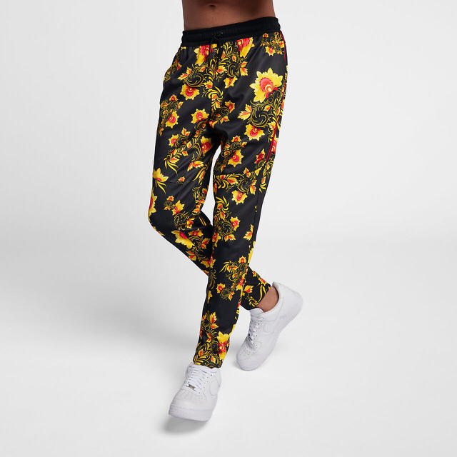 Nike Tribute Floral AOP ジョガーパンツ・ジャージーパンツ www.ctag.pt