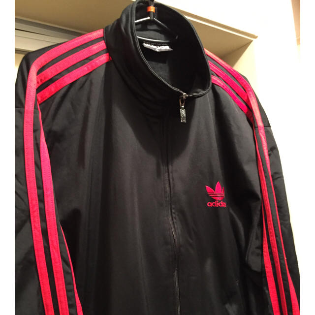 adidas ジャージ　赤