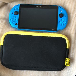 PSVITA PC H-2000(専用ケース付き)(携帯用ゲーム機本体)