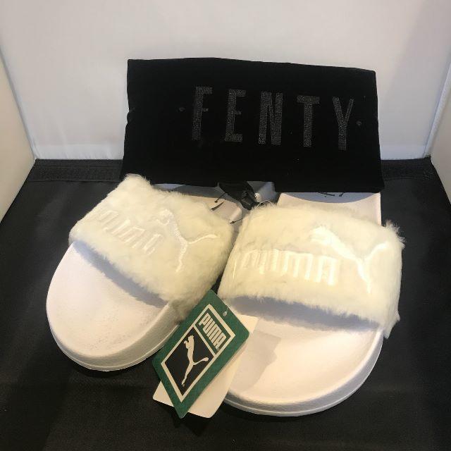 PUMA(プーマ)のpuma fenty white 26 us8 レディースの靴/シューズ(サンダル)の商品写真