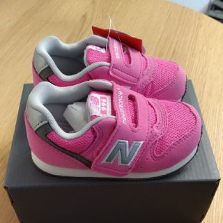 ニューバランス(New Balance)のキャサリン様専用　ニューバランス ベビースニーカー
マゼンタピンク
15.0cm(スニーカー)