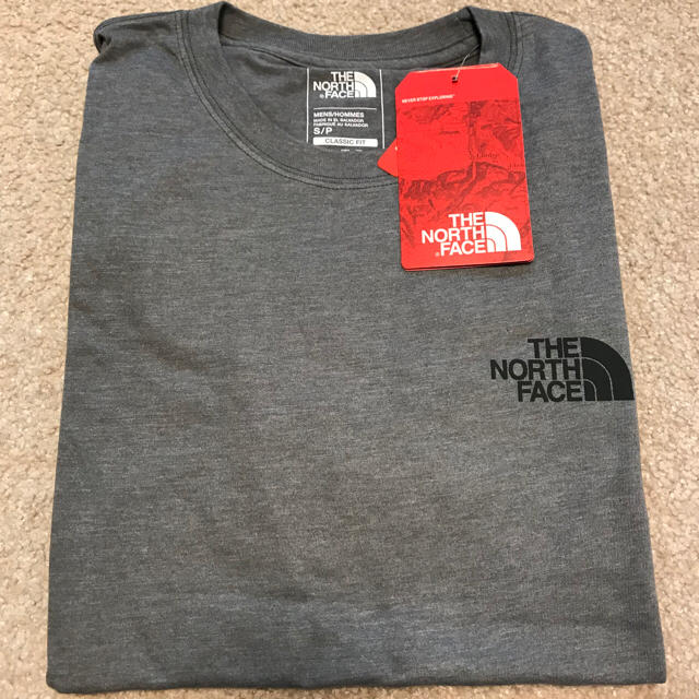 THE NORTH FACE(ザノースフェイス)の【新品】The North Face ノースフェイス Tシャツ Sサイズ メンズのトップス(Tシャツ/カットソー(半袖/袖なし))の商品写真