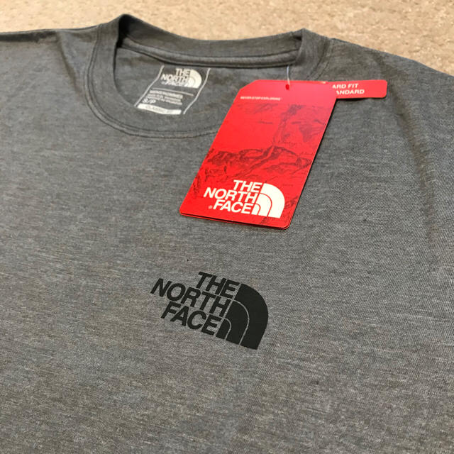 THE NORTH FACE(ザノースフェイス)の【新品】The North Face ノースフェイス Tシャツ Sサイズ メンズのトップス(Tシャツ/カットソー(半袖/袖なし))の商品写真