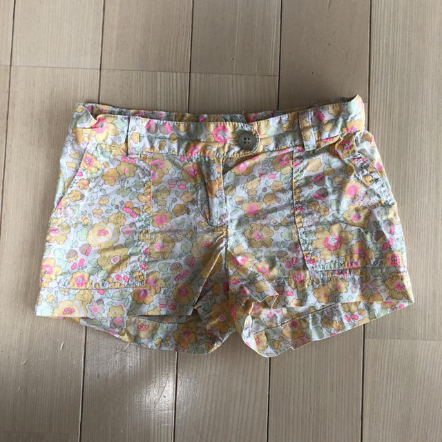 Bonpoint(ボンポワン)の【最終お値下げ】希少Betsy ショートパンツ 3a キッズ/ベビー/マタニティのキッズ服女の子用(90cm~)(パンツ/スパッツ)の商品写真