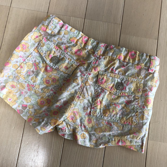 Bonpoint(ボンポワン)の【最終お値下げ】希少Betsy ショートパンツ 3a キッズ/ベビー/マタニティのキッズ服女の子用(90cm~)(パンツ/スパッツ)の商品写真