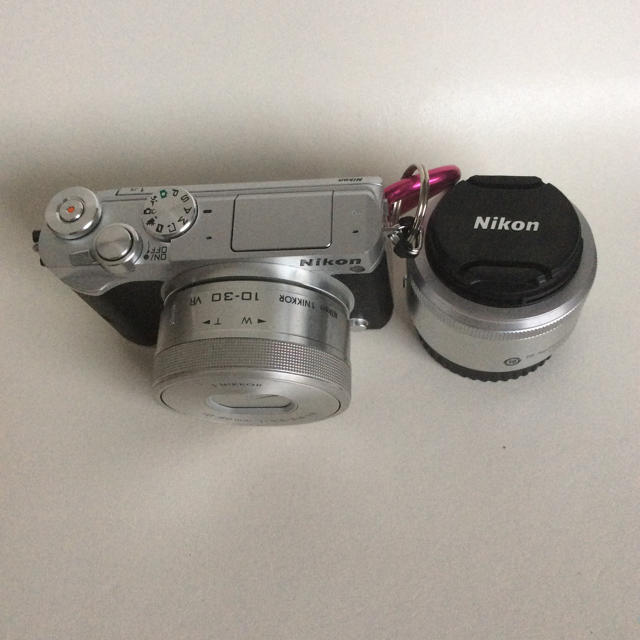 Nikon 1 J5 ミラーレス一眼カメラ