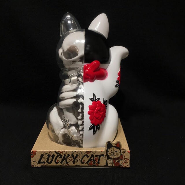 SECRETBASE(シークレットベース)のLUCKY CAT X-RAY FULL COLOR WHITE エンタメ/ホビーのフィギュア(その他)の商品写真