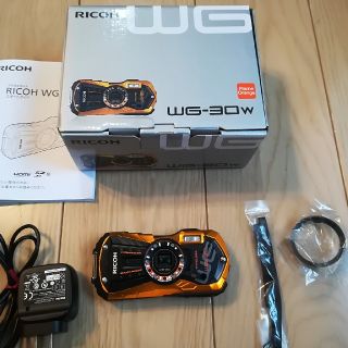 リコー(RICOH)の防水デジタルカメラ　WG-30 RICOH　美品(コンパクトデジタルカメラ)