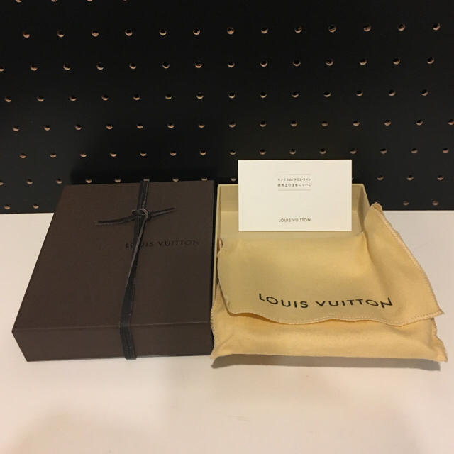 LOUIS VUITTON(ルイヴィトン)のLOUIS VUITTON 2015AW nemeth 財布 メンズのファッション小物(折り財布)の商品写真