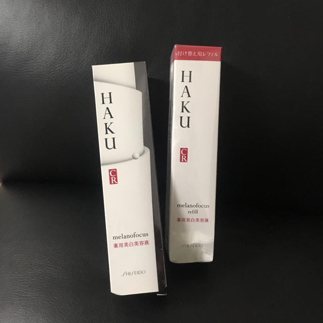 SHISEIDO (資生堂)(シセイドウ)の【新品】HAKU メラノフォーカスCR 本体+レフィルセット コスメ/美容のスキンケア/基礎化粧品(美容液)の商品写真