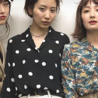 マウジー(moussy)の今期即完売‼︎MOUSSYポルカドットシャツ♡マウジードットブラウス♡水玉柄(シャツ/ブラウス(長袖/七分))