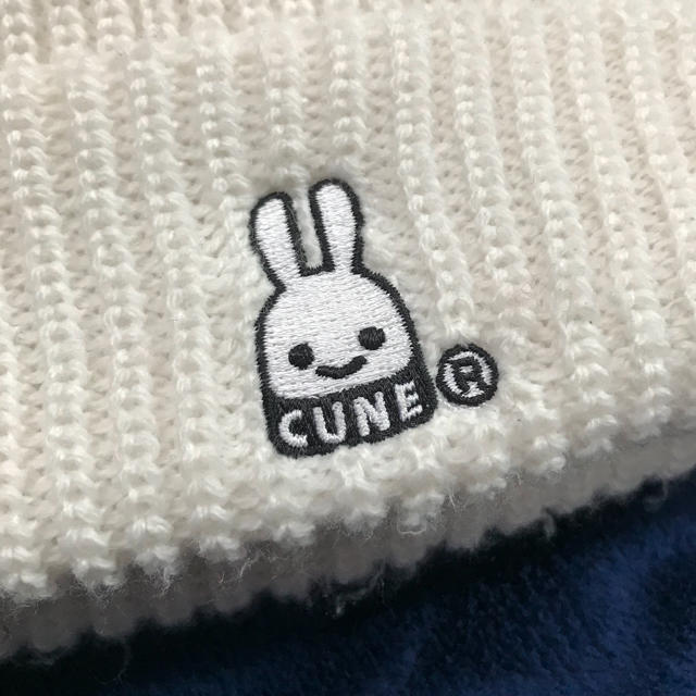 CUNE(キューン)のCUNE ニット帽 レディースの帽子(ニット帽/ビーニー)の商品写真