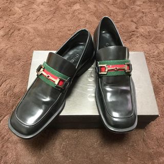 グッチ(Gucci)のGUCCI  ローファー(ローファー/革靴)