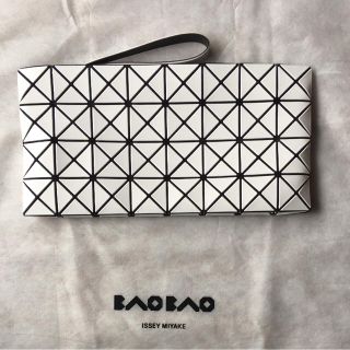 イッセイミヤケ(ISSEY MIYAKE)のbaobao クラッチ(クラッチバッグ)