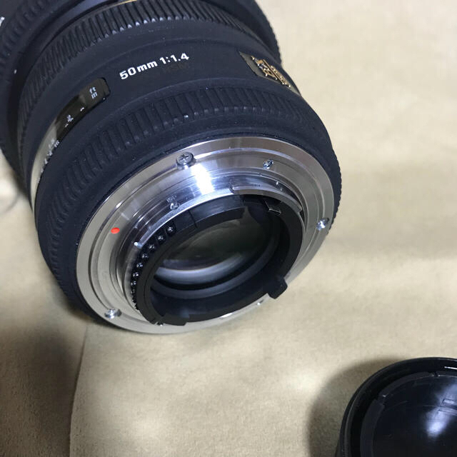 SIGMA(シグマ)のSIGMA 50mm F1.4 EX DG HSM(ニコン用)  スマホ/家電/カメラのカメラ(レンズ(単焦点))の商品写真