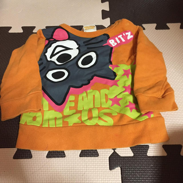 Bit'z(ビッツ)のビッツ クロネコ トレーナー キッズ/ベビー/マタニティのベビー服(~85cm)(トレーナー)の商品写真