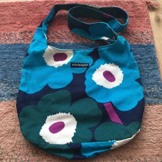 マリメッコ(marimekko)のマリメッコ斜め掛けバッグ(ショルダーバッグ)