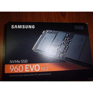 サムスン(SAMSUNG)のSamsung SSD 250GB 960 EVO M.2 中古品(PCパーツ)