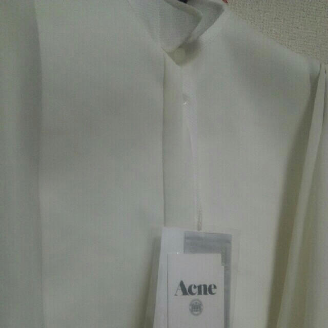 ACNE(アクネ)のacne シフォン トップス レディースのトップス(シャツ/ブラウス(半袖/袖なし))の商品写真